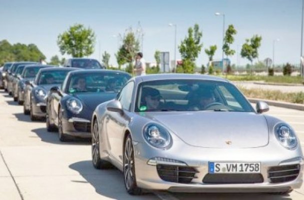 Porsche a prins viteza in primul trimestru din 2012